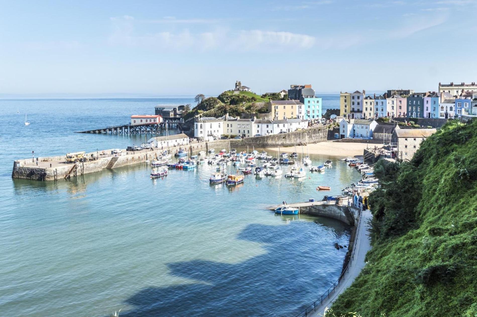 Sea Legs - 2 Bedroom Apartment - Tenby Luaran gambar